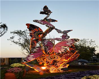 青海恒大帝景亮化工程